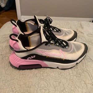 Nike Air Max 2090